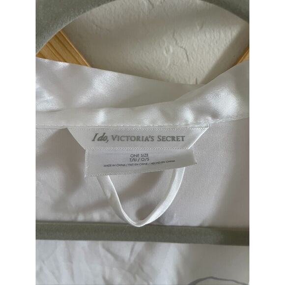 Victoria's Secret Wedding Kimono Sleeves Robe OS White Rhinestone I DO BRIDE - Picture 3 of 9